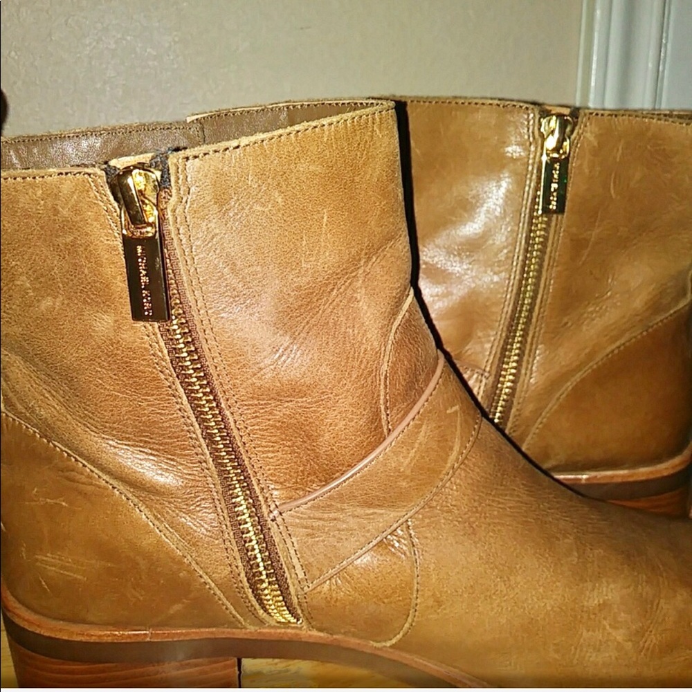 Michael Kors The Jet Set Ankle Boots